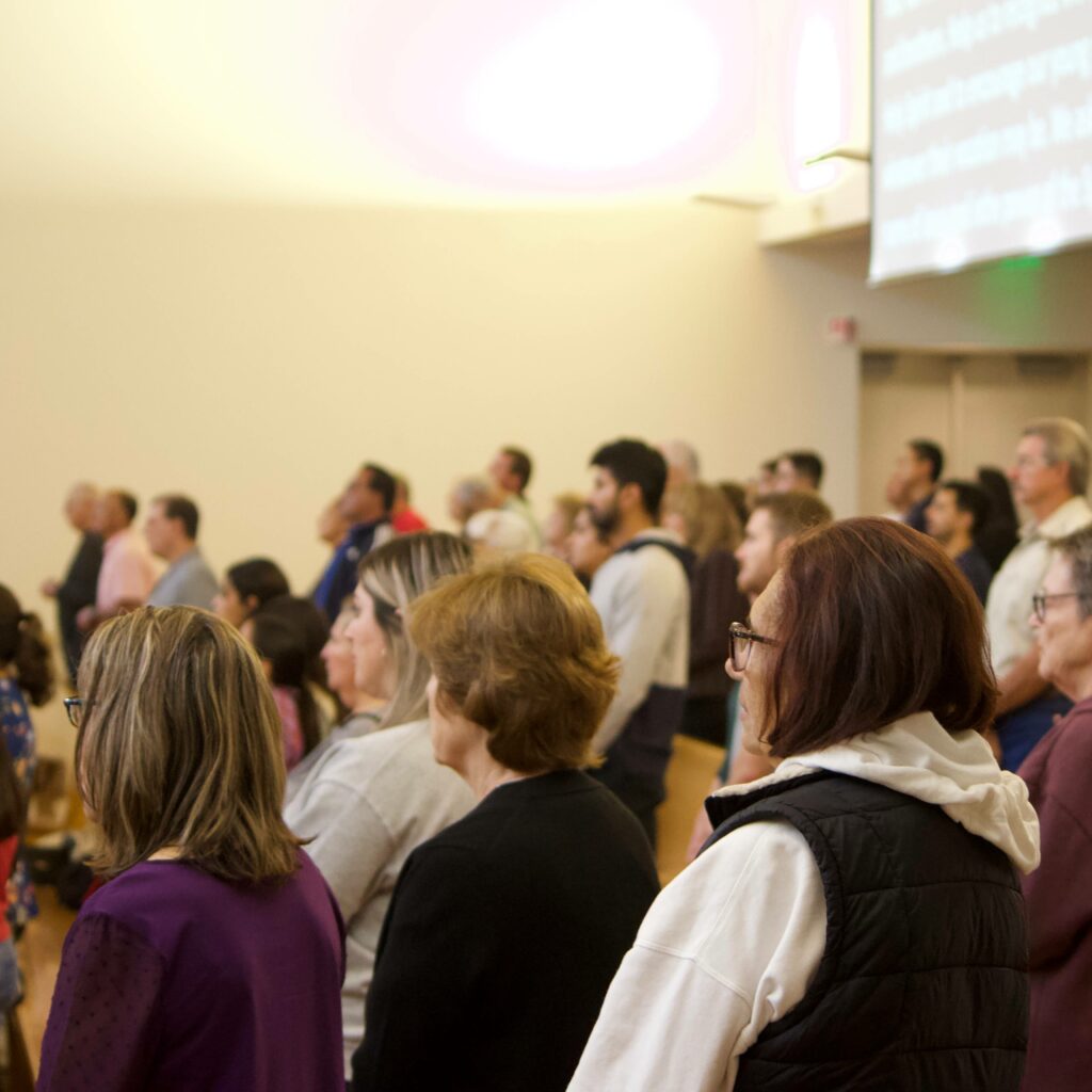 2023-10-14-03-52-22-DR2-Together_In_Holiness_Conference-CT51KC1-IC1-01-SPH-DR2O-IMG_7330