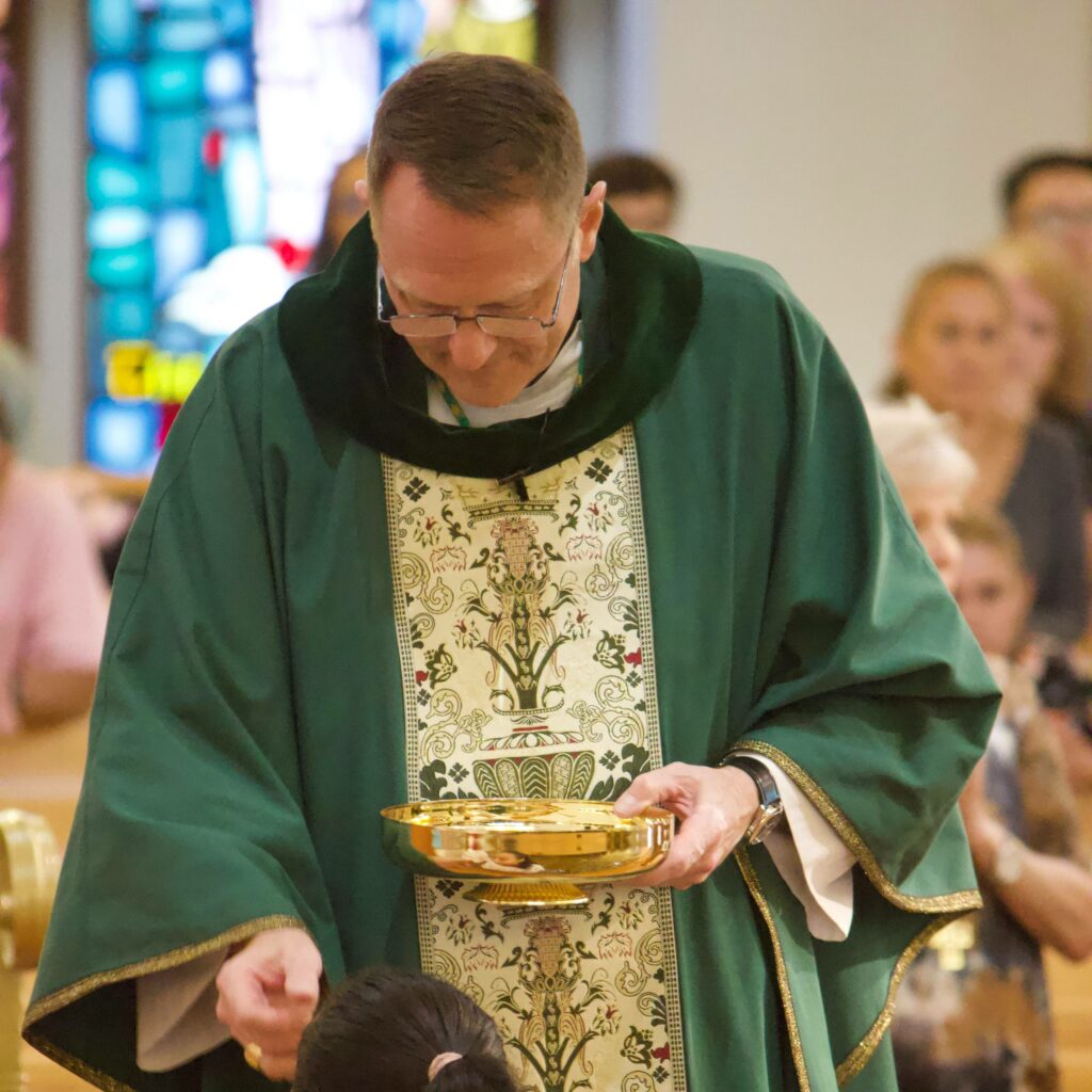 2023-10-14-04-07-48-DR2-Together_In_Holiness_Conference-CT51KC1-IC1-01-SPH-DR2O-IMG_7439