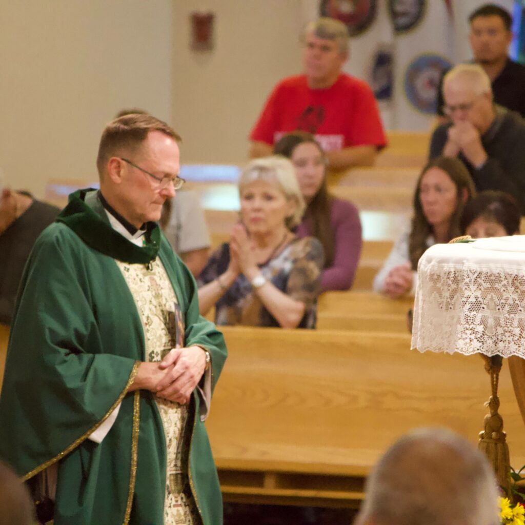 2023-10-14-04-13-58-DR2-Together_In_Holiness_Conference-CT51KC1-IC1-01-SPH-DR2O-IMG_7482