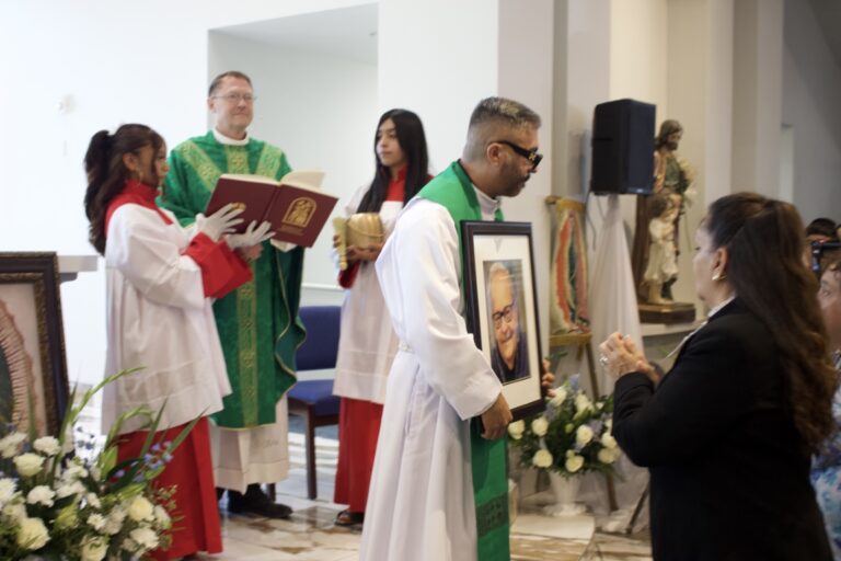 2024-09-14-2024-09-14-DR2-St_Peter_Canisius_Grand_Opening_Mass-CT51KC1-JP1-01-SPH-DR2O-IMG_4544