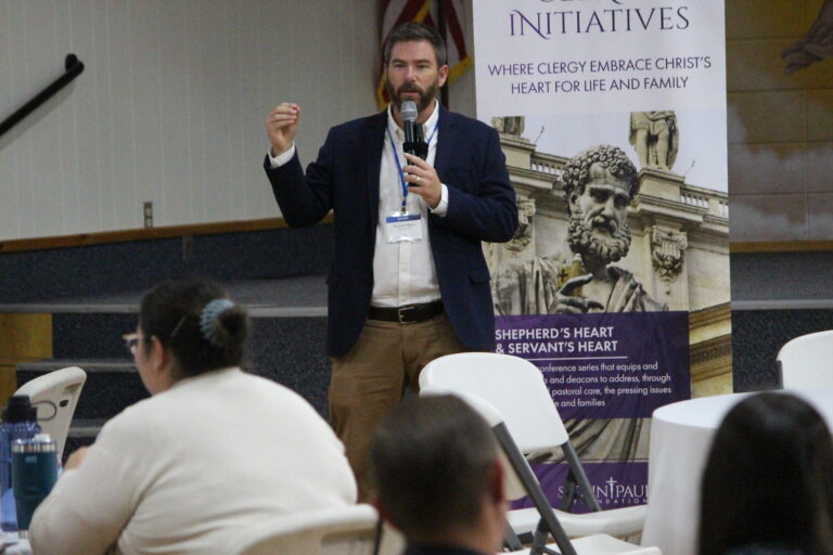2024-10-05-2024-10-05-DR2-Together_in_Holiness_Conference-CT51KC1-IC1-01-SPH-DR2O-IMG_5563